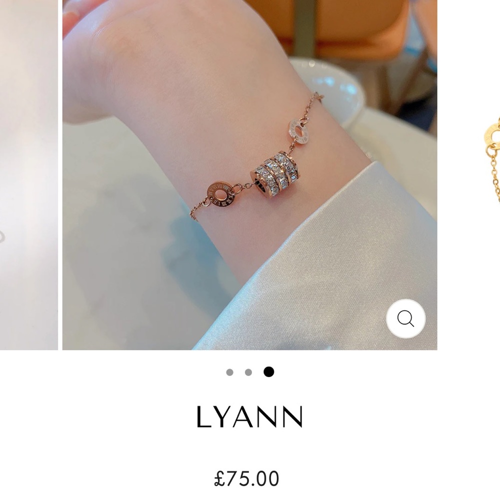 18k plated gold bracelet from Amavia